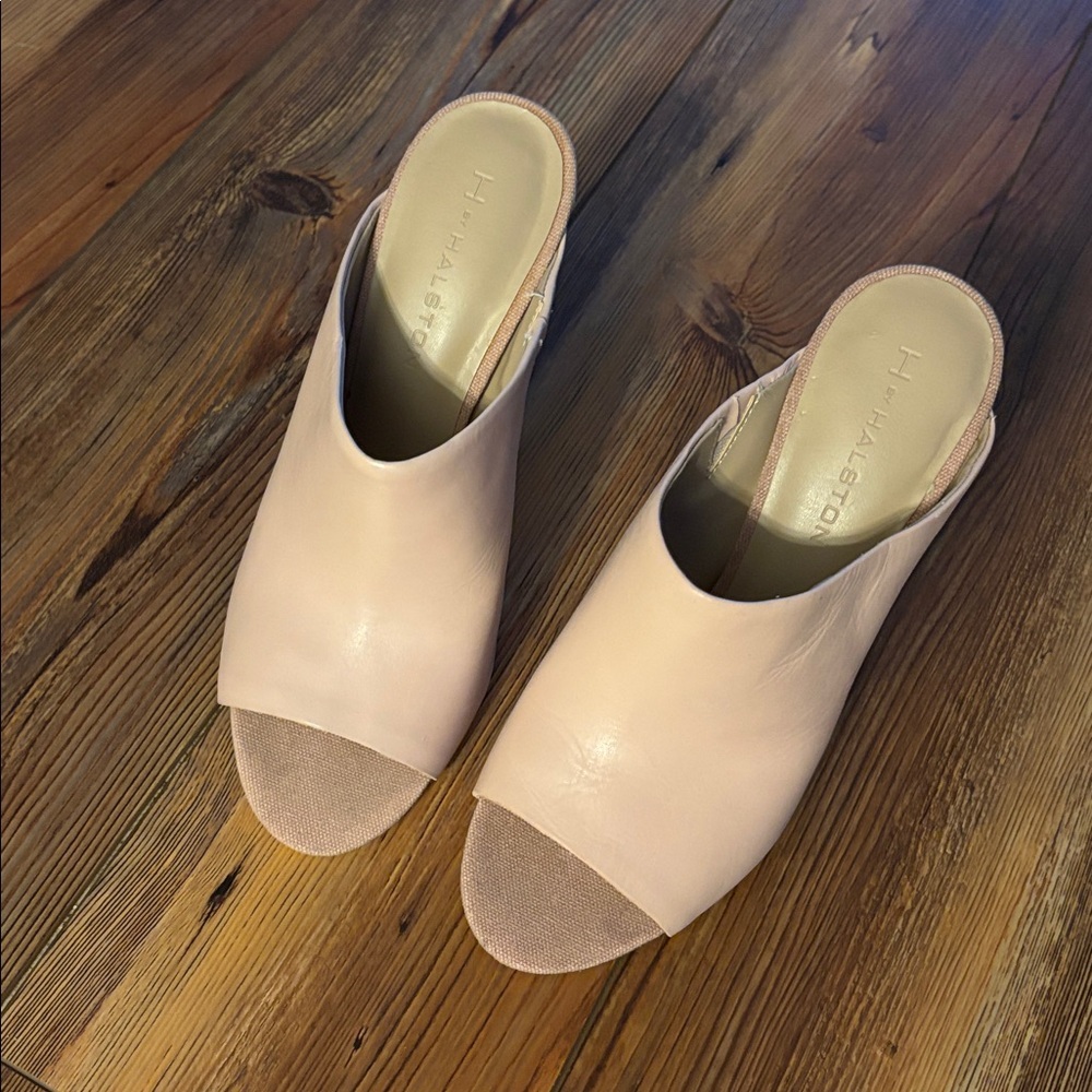 H by Halston Sand Nude Leather Kendra Open Toe Mule Heel 8.5 with 4.5" heel - Picture 2 of 9